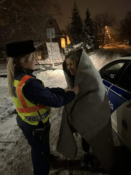 614646608 1217744890528714 3810208720852789516 n.jpg?stp=cp6 dst jpg s590x590 tt6& nc cat=100&ccb=1 .jpg