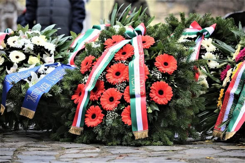 615432176 1407019060791072 1343430535764013125 n.jpg?stp=dst jpg s590x590 tt6& nc cat=102& nc cb=99b.jpg