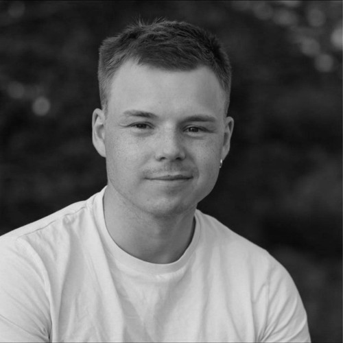 1739996888045 (1).jpg