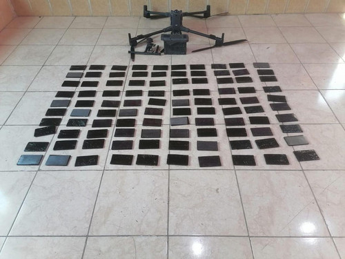 G Yz4r6agAADXPa.jpg
