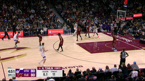 O KJgSZEsEApjarl.jpg