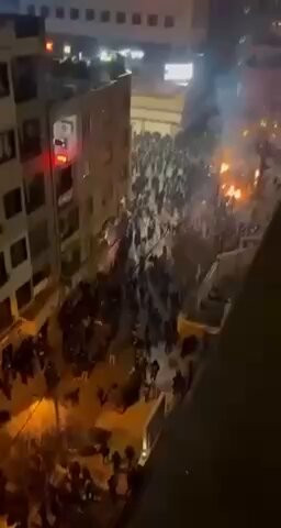 uc ZUDyNRC2vIQ7u.jpg
