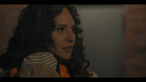 Mayor.of.Kingstown.S03E01.Soldiers.Heart.2160p.SKST.WEB DL.CZ EN.DD+5.1.SDR.H.265 BZ.mkv 20260104 15.jpg