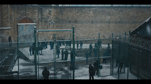 Mayor.of.Kingstown.S03E02.Guts.1080p.SKST.WEB DL.CZ EN.DD+5.1.x264 My.mkv 20260104 160729.121.jpg