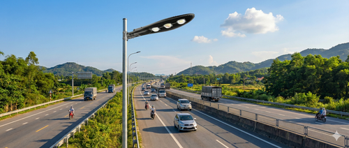 den duong streetlight led philips citilight ctl303strla led180 ww 150w 18000lm ip66 220 240v (5).png