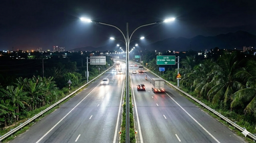 den duong streetlight led philips citilight ctl303strla led180 cw 150w 18000lm ip66 220 240v (4).png