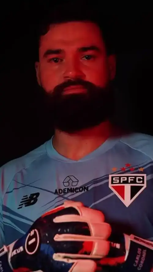 São Paulo confirma a chegada do goleiro Carlos Coronel, destaque da seleção paraguaia