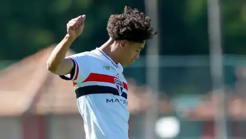 Aos 16 anos, Zabarelli chama atenção europeia na Copinha pelo São Paulo