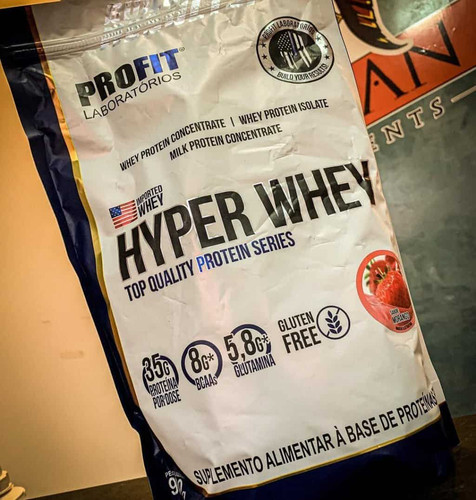 Suplemento en pó ProFit Laboratórios Proteínas sabor morango x 900g.jpg