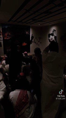 W C 0PGX BKr5qPK.jpg