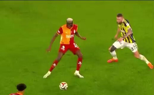 NLKo EDze15NE889.jpg