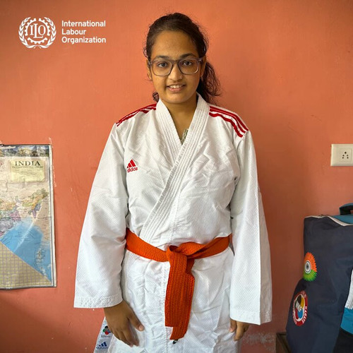 alUyRZ6v2QlI MxP.jpg