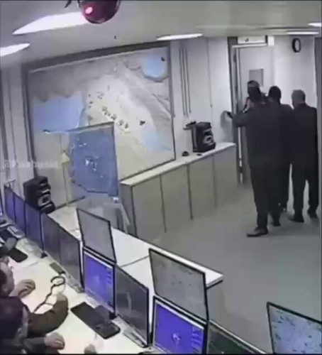 rs Ln WW6IYlq1gw.jpg