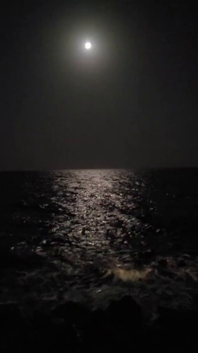 XlHp expmdcb5Glb.jpg