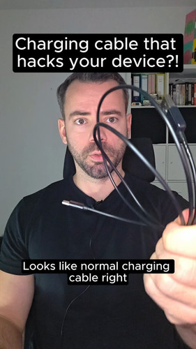 mNBXFheE20Wl4smI.jpg