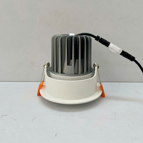 den downlight am tran chieu diem led philips inside idl1310 led10 nw 10w D85 4000K IP44 CRI90 4.jpg