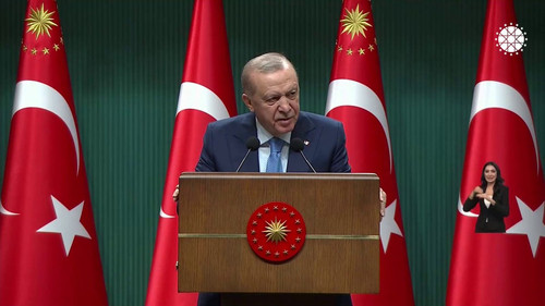 B5rqmlV0ccMtpj 8.jpg