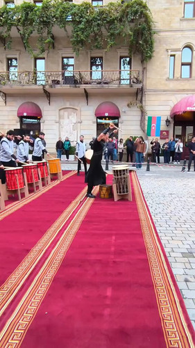 edq BUani3zLQwF7.jpg