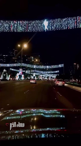 3P EbinLHWEzMfMT.jpg