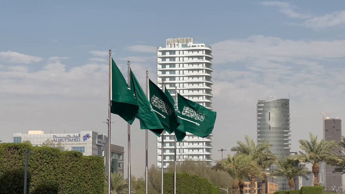 hE B HEdaBixZy2G.jpg