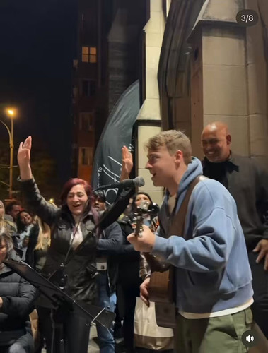 rv8RjALh7 7ytt2W.jpg