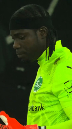 8Q4bSVXZn hSkOUO.jpg