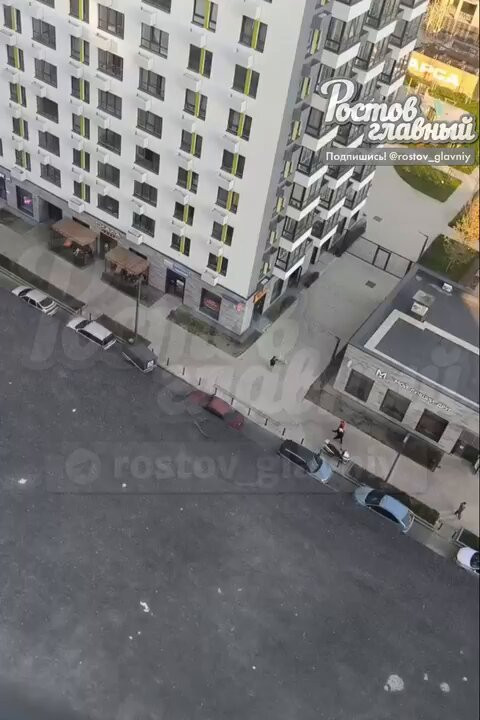 OpZvJFUhmlf5lpRr.jpg