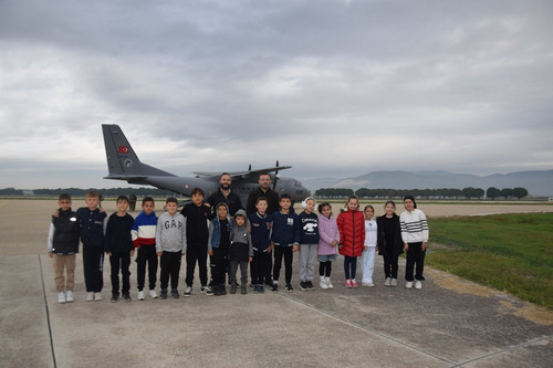 G7FKhTwXIAARtxi.jpg