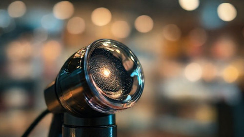 uma fotografia profissional capturada com uma cmera de alta qualidade apresenta o item 457 em um.jpg