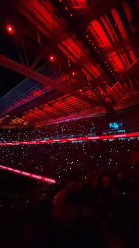 NK CKos2VkroGhA .jpg