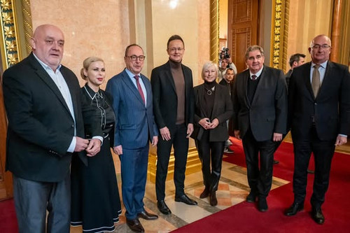 592129749 1469279551233283 7810851160677796751 n.jpg?stp=dst jpg s590x590 tt6& nc cat=107&ccb=1 7& n.jpg