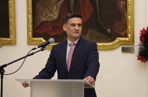 591737594 1342184087715321 625777318542158890 n.jpg?stp=dst jpg s590x590 tt6& nc cat=106&ccb=1 7& nc.jpg