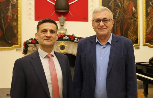 589607811 1342184214381975 1549842122247731288 n.jpg?stp=dst jpg s590x590 tt6& nc cat=101&ccb=1 7& n.jpg