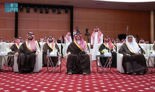 G7GedfxW8AEDpUf.jpg