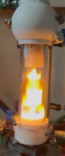 Lc4 zGUUMuY0nUJQ.jpg