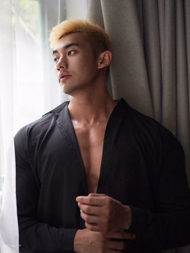 Waves 3 Vol1 小明同学 P02.png
