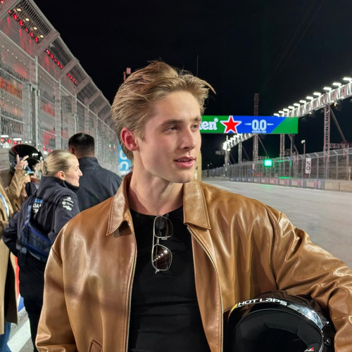 SnapInsta.to 587504628 18500508712078569 8870502769437493643 n11.jpg