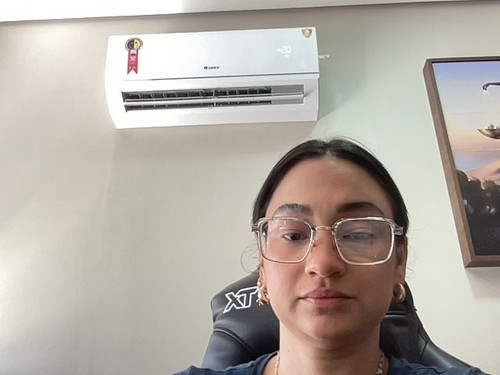 8328f66ef759.jpg