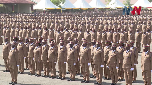 rZErj5xix0XIO tM.jpg