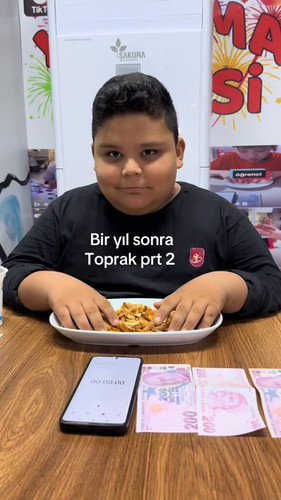 qDk60wNzkF3sFYwl.jpg