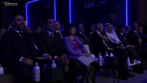 H08yI qG9ui1nAEY.jpg