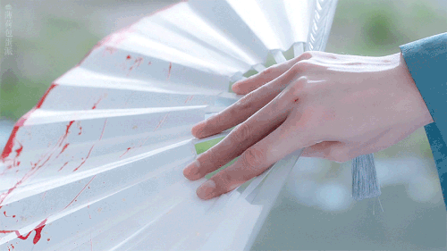 69ee5005ly1goq38a6issg20p00e2000.gif