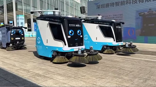 demonstration of sanitation robots in shenzhen last week v0 bzE5czdsazNhazRnMZNmrQ2qSiOJZnjCQEc7estS.jpg