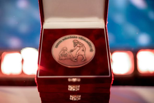 589515011 1478642523622869 7312274373534591597 n.jpg?stp=dst jpg s590x590 tt6& nc cat=100&ccb=1 7& n.jpg