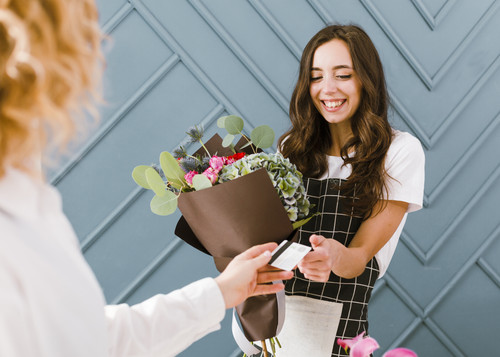 Buy Anniversary Flower Online.jpg