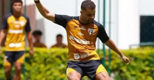 São Paulo avalia reposição para o gol com a possível saída