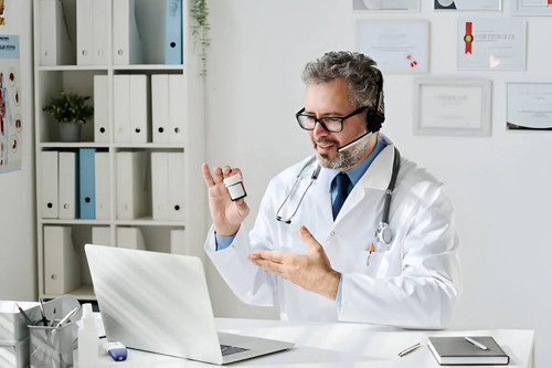 Online Gastroenterologist Consultation | Total Health Solution.jpg