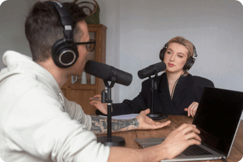 VO Agents Representing Professional Voice Talent in Los Angeles.gif