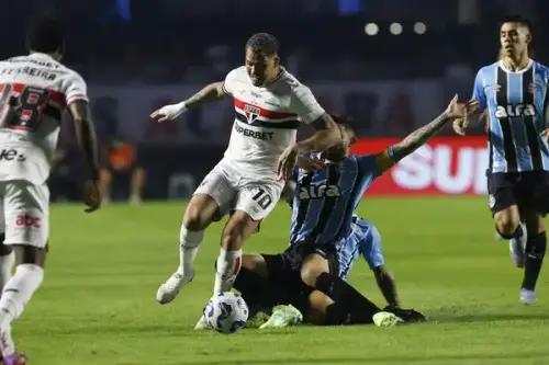 São Paulo defende tabu de 13 anos contra o Grêmio no Morumbis