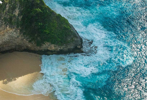 explorer EHdOJtRUZR.jpg